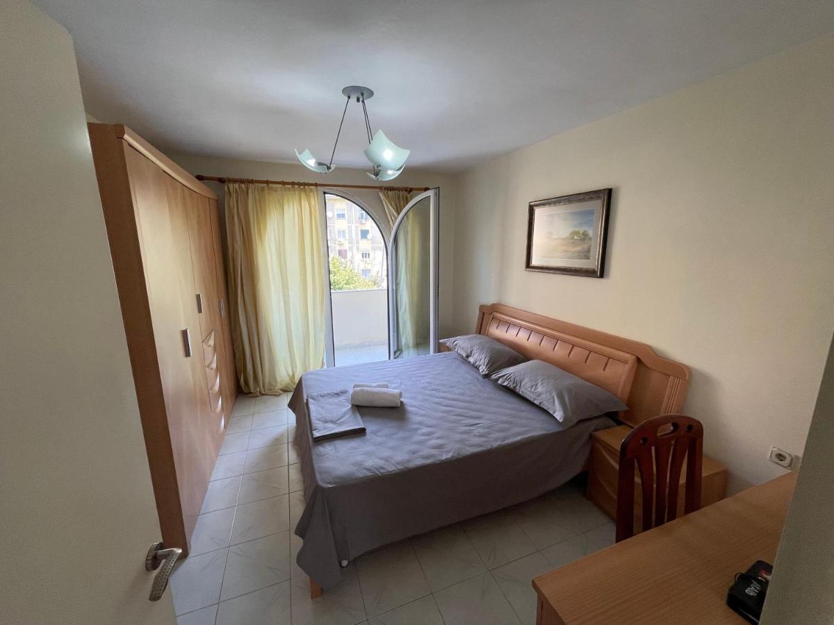 Tirana Flora Center Apartment מראה חיצוני תמונה