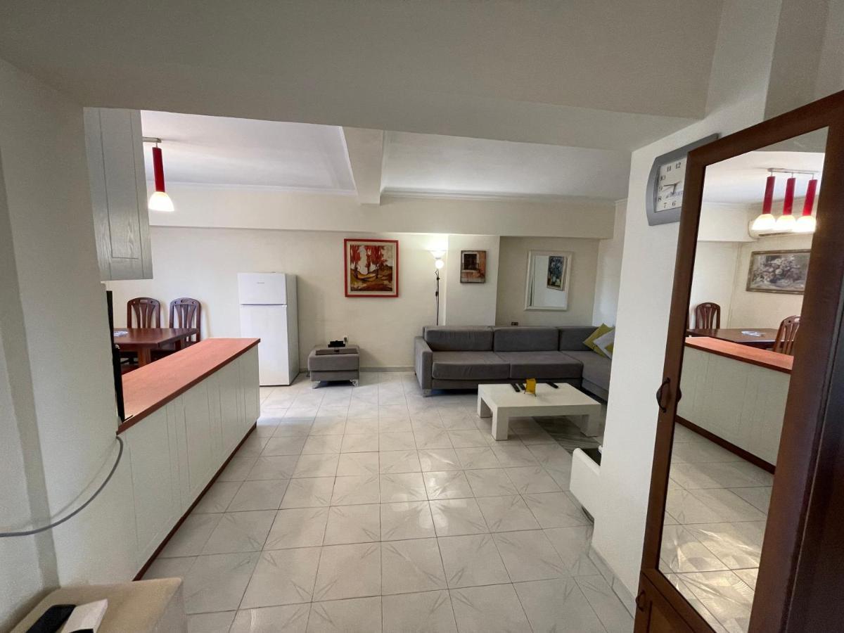 Tirana Flora Center Apartment מראה חיצוני תמונה